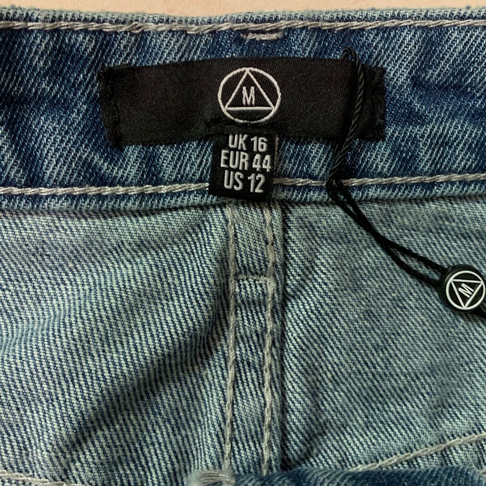 *SOLD*Denim mini skirt - Picture 3 of 4
